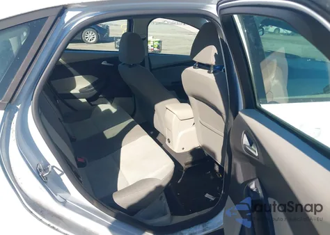 2014 Ford Focus Se from USA, damaged, VIN 1FADP3F22EL447352